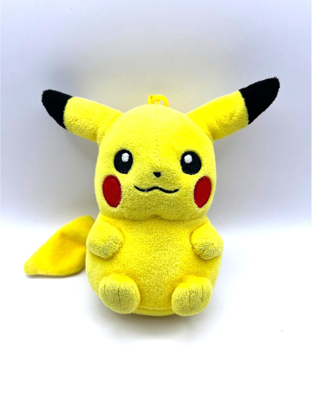 Pokemon Pikachu Plush Keychain - 1997 - Nintendo - Vintage